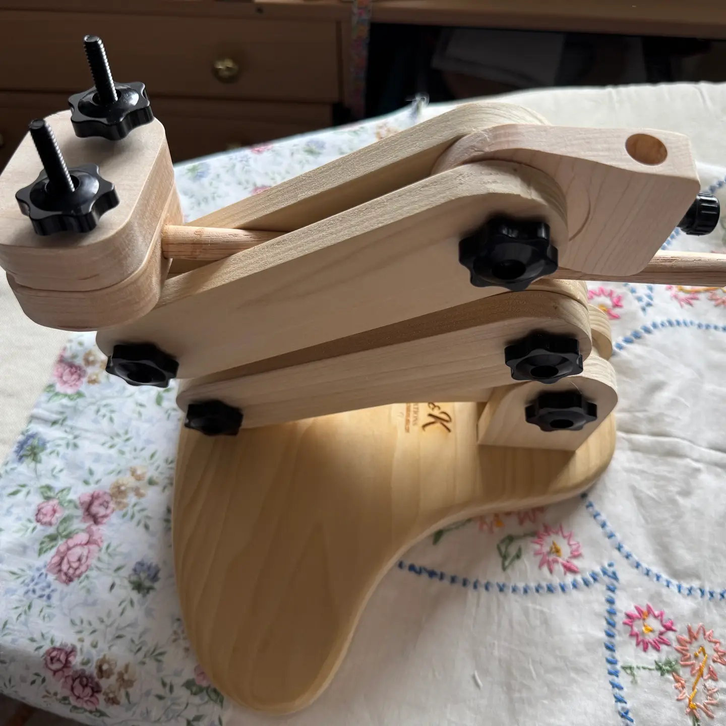 Handmade Adjustable Lap Embroidery Stand, Solid Wood - Image 2